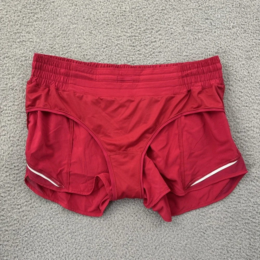 Lululemon Hotty Hot Shorts High Rise 2.5